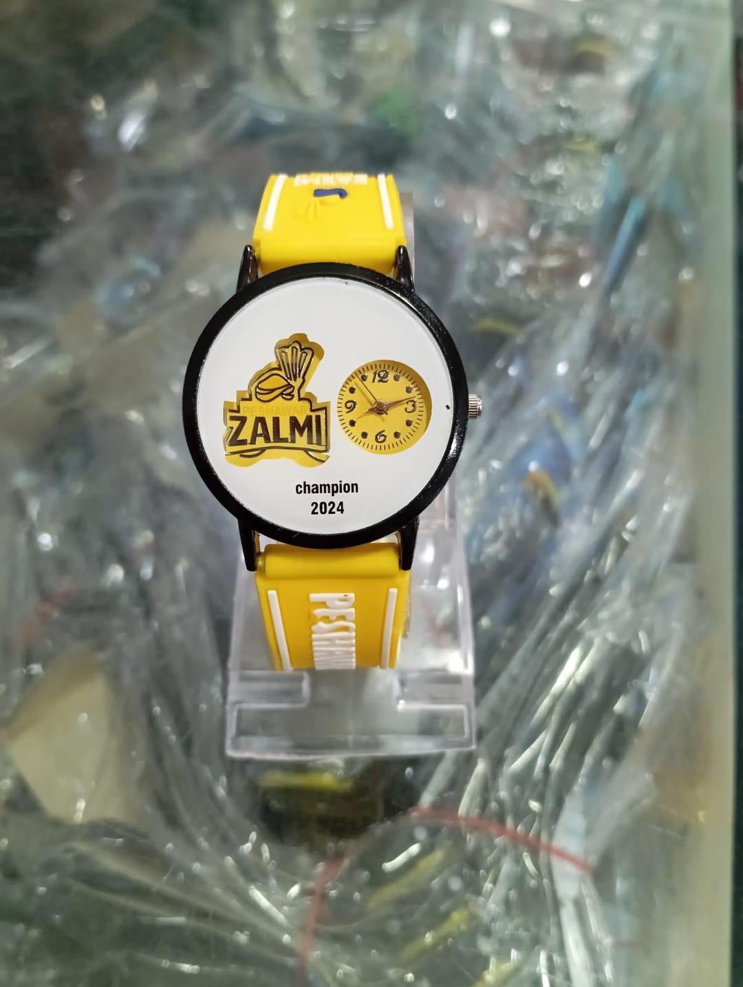 Men's Quartz Water Resistant Watch - 1 Pc Yellow Silicone Strap